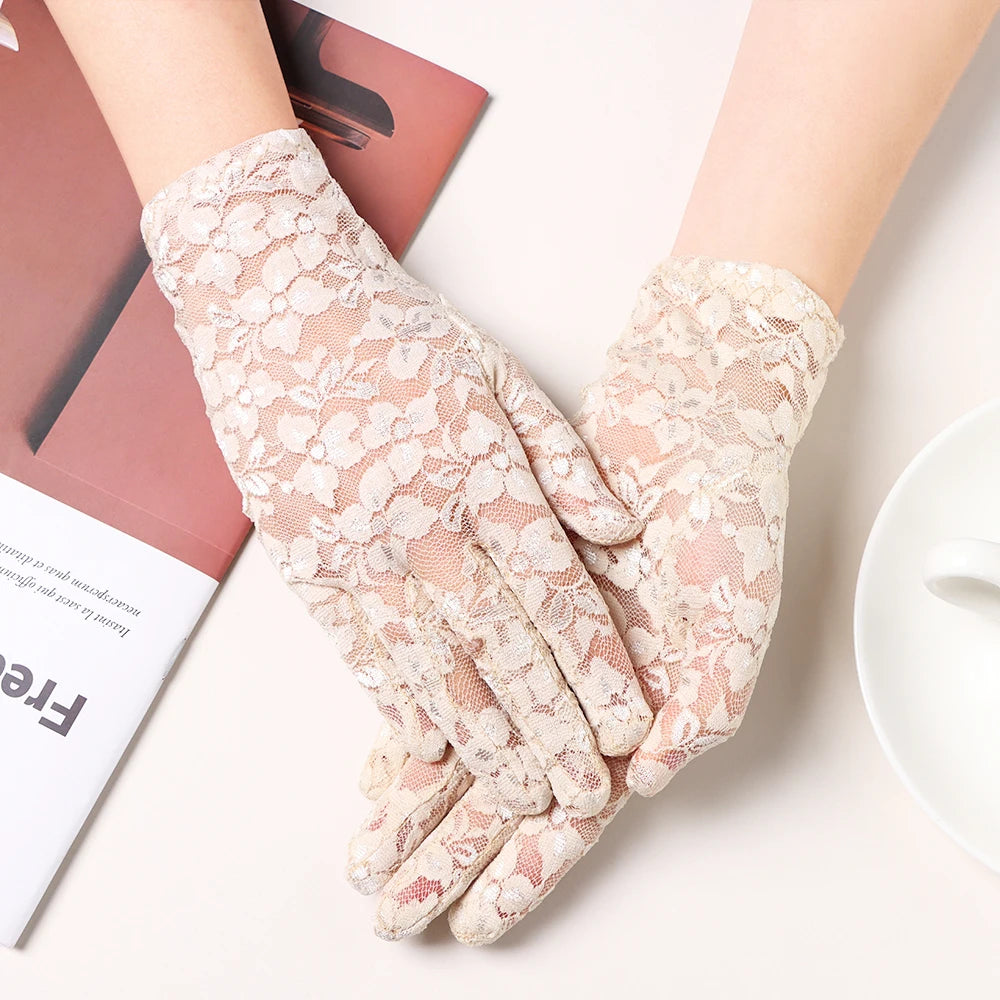 Guantes Elegantes de Encaje – Toque Final Sofisticado